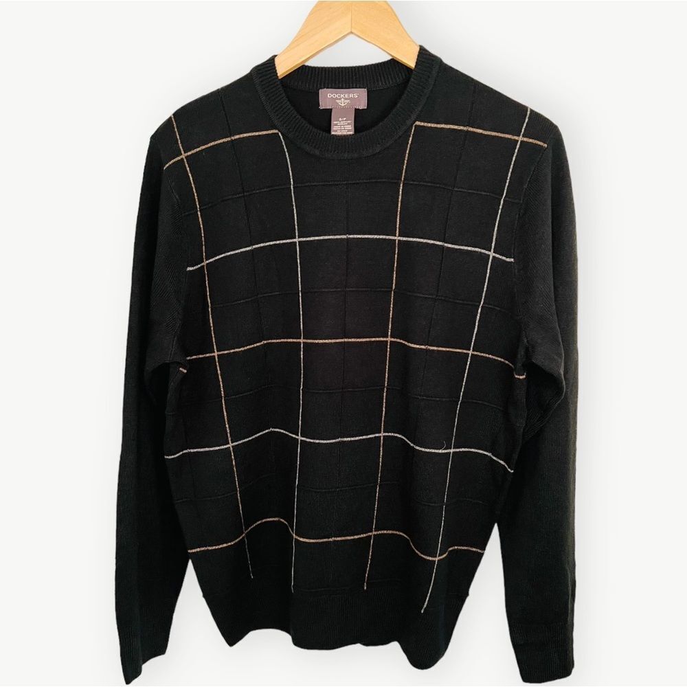 Dockers Black Crewneck Extra Soft Long Sleeve Sweater. NEW. Small.
